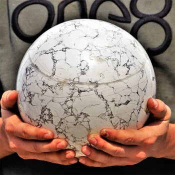 Хрустальный шар из натурального камня Хаулита, полированный камень, кварцевая сфера Фэн-шуй, Украшение для гадания, подарок, исцеляющий драгоценный камень Рейки