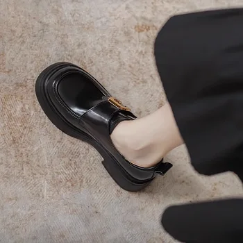 Женские черные туфли на плоской подошве, женская обувь, осенние сабо с мелким носком, Повседневные кроссовки в британском стиле, Лоферы с мехом, Ру